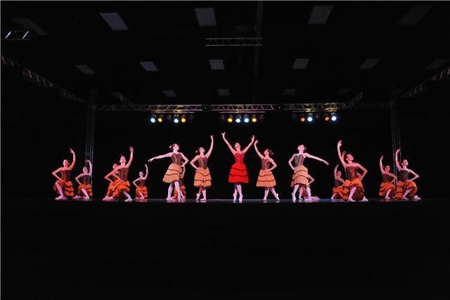 Quebra Nozes será apresentado pela Escola Ballerina